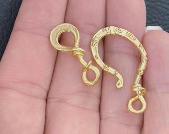 Matte Gold Plated Hook Clasp 1 Pc, Ornate Jewelry Closure, Decorative S Hook Connector for Necklace Bracelet DIY Jewelry Making Supply, 309