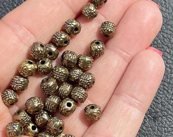 Bronze Plated Textured Round Beads 6mm for Jewelry Making, 10 Pieces Antique Spacers DIY Supply, 776C