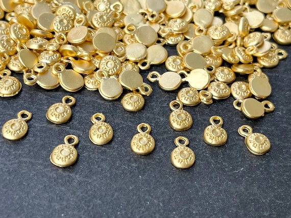 METAL DARK CHARM MATTE GOLD METAL DARK CHARM MATTE GOLD
