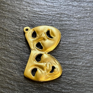1   Theatre Mask Pendant Matte Gold plated smile and cry Turkish jewelry supply mdla0697A