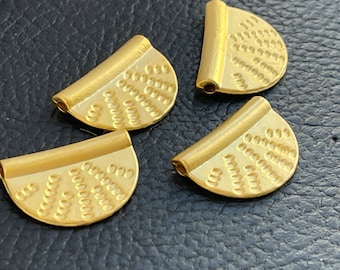 4  Semicircle Pendants Matte Gold plated flat spacer Turkish Jewelry supply mdla0151A