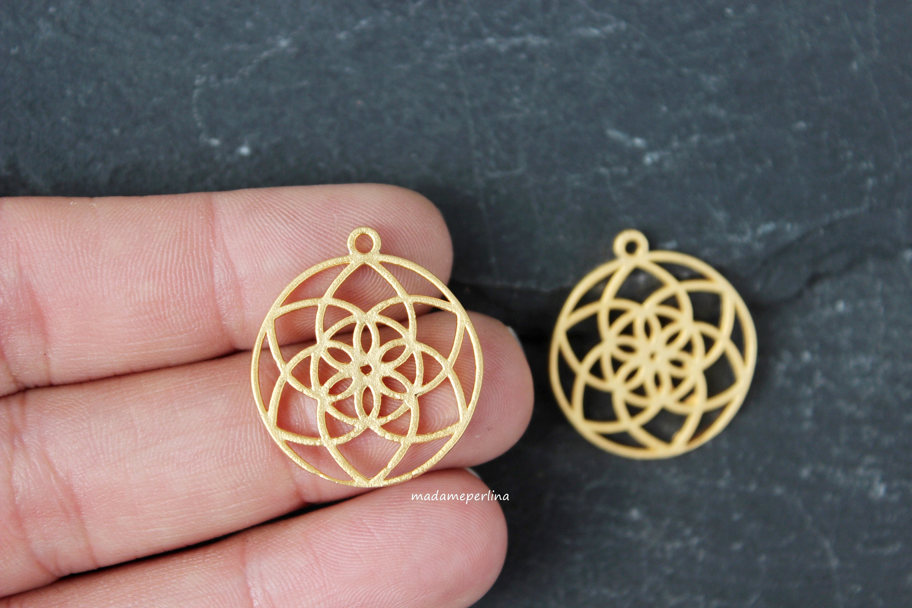 2  Sacred Geometry Matte Gold plated Flower Seed of Life pendants Turkish jewelry supply mdla0774A