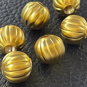 6 perline rotonde a coste, distanziatori leggeri placcati in oro opaco, fornitura di gioielli turchi mdla0550A