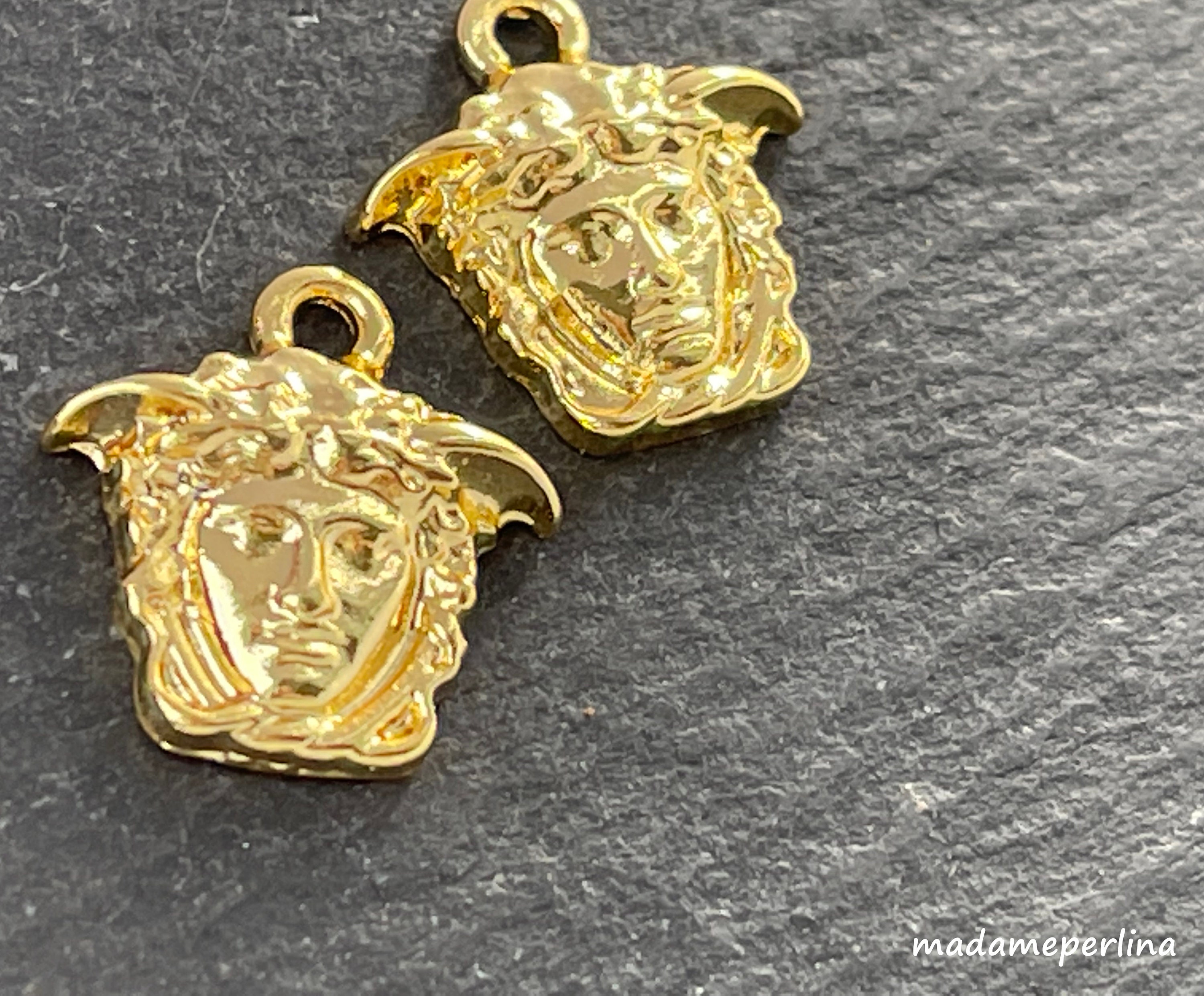 14k gold versace pendant outlet
