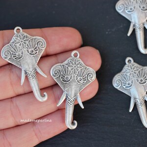 2  Elephant Pendants Silver plated Turkish Jewelry supply mdla0686B