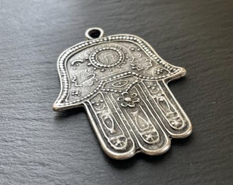 Pendentif main de Hamsa en plaqué argent, composant de bijoux pour main de Fatima, approvisionnement de déclaration de collier protecteur spirituel, 681A