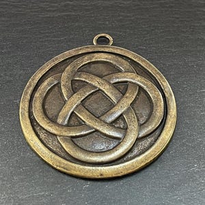 1    Celtic Knot Pendant Eternal Love Bronze plated Triquetra Irish infinity symbol Turkish jewelry supply mdla1473C