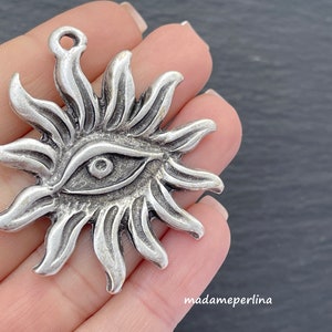 1  The Eye of Horus Pendant Matte Silver plated Sun Eye detailed Turkish Jewelry supply  mdla1052B