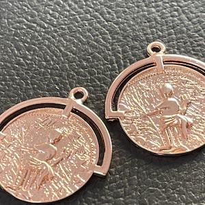 2 griechisch-römische Anhänger Rose Gold überzogene Antike Replik Münzen Türkische Schmuck Versorgung mdla1101F