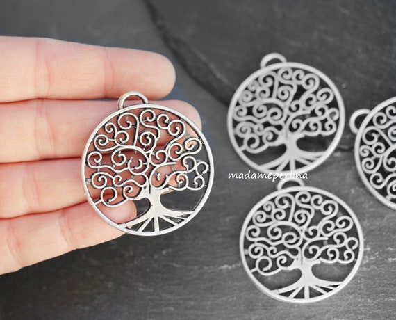 Round Curly Branch Tree Necklace Round Curly Branch Tree Necklace