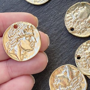 1   Greek Replica Pendant  Gold plated Roman Coins  Turkish jewelry supply mdla0380