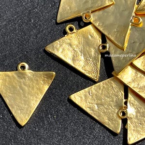 1   Triangle Pendant Matte Gold plated tribal 32mm triangular Turkish Jewelry supply mdla0141A