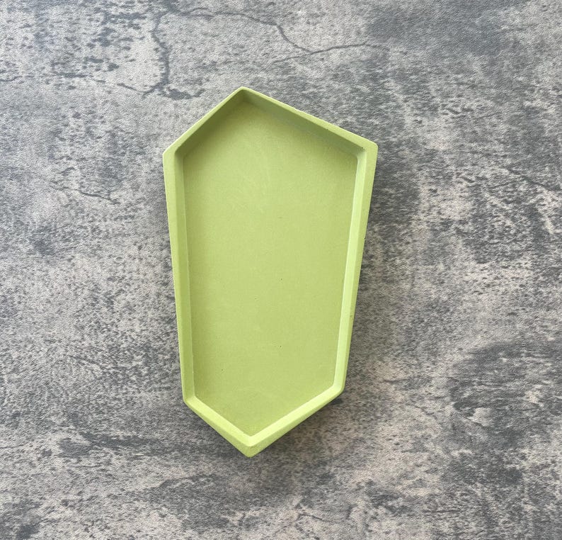 Small Accent Tray | Jesmonite Tray | Handmade Decor | Jewelry Tray | Decorative Tray | Bathroom Tray Green