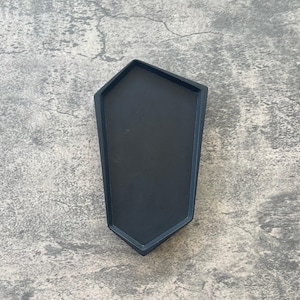 Small Accent Tray | Jesmonite Tray | Handmade Decor | Jewelry Tray | Decorative Tray | Bathroom Tray Black