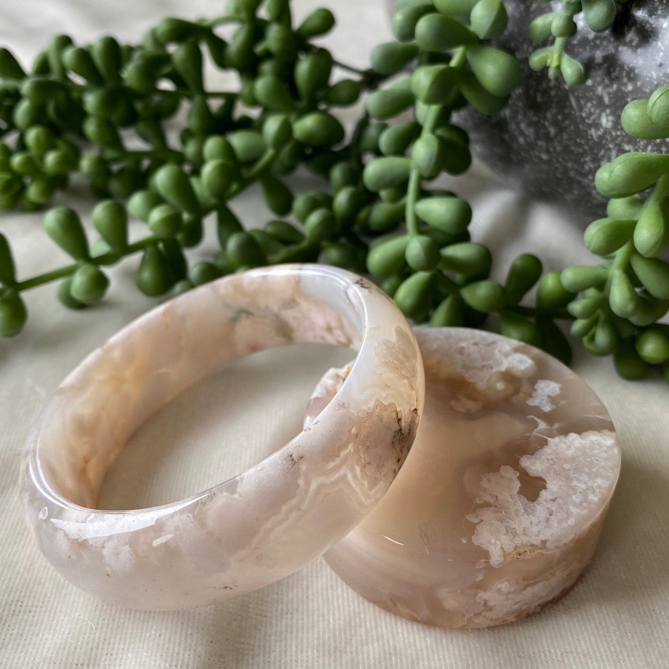 桜バングル - 55 mm 桜瑪瑙バングル コア付き - Etsy 日本