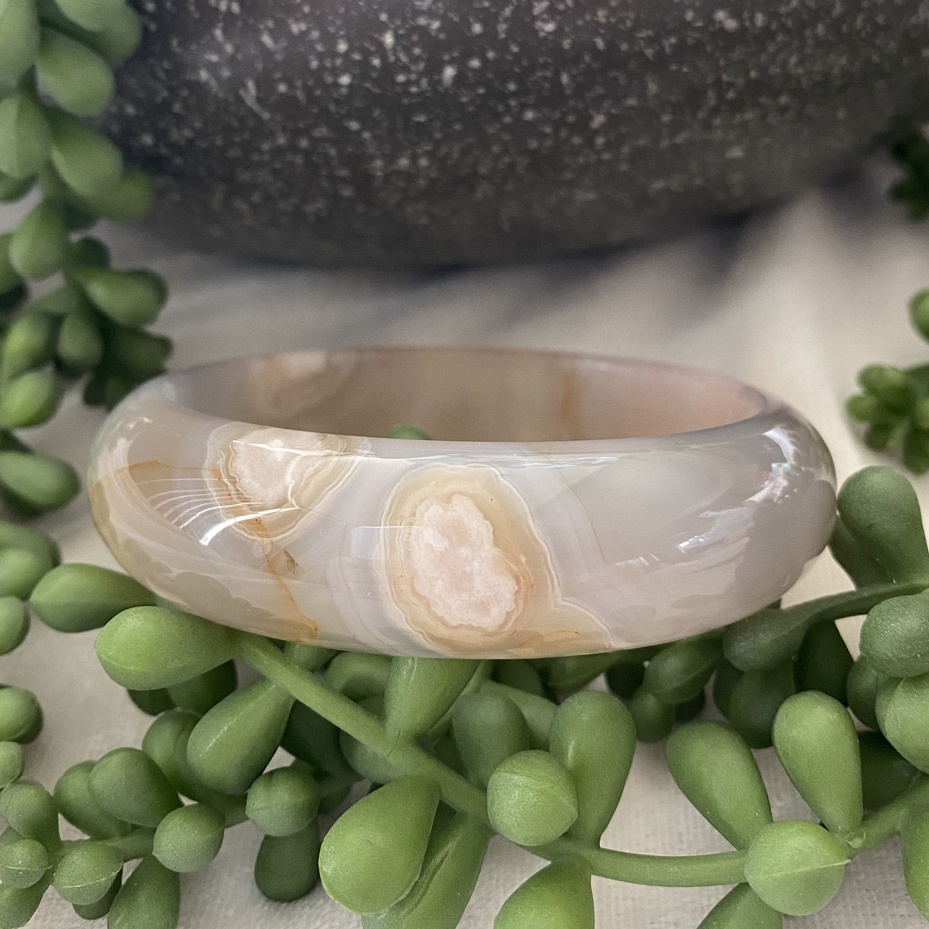 天然　桜瑪瑙バングル　54mm il_fullxfull.3260714049_j6on.jpg