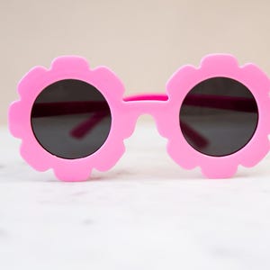Pink Daisy Kids Sunglasses: Retro Flower Sunglasses, UV400