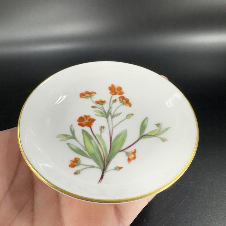 Minton Fine Bone China England Meadow Round Dish Plate Porcelain