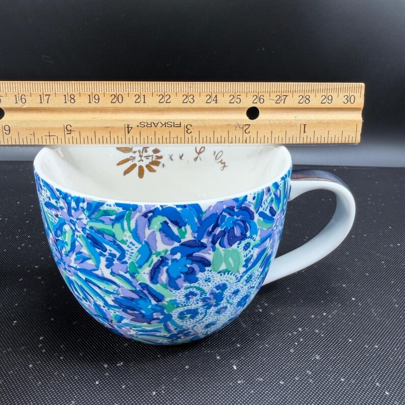 Lilly Pulitzer Blue Floral Ceramic Coffee Mug Cup Oversized Gold Accent Tea Cup image 3