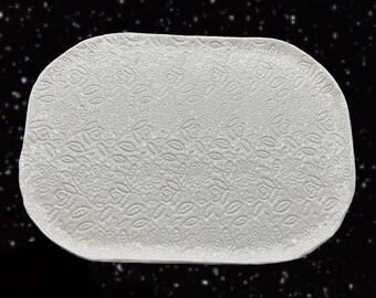Niquea D Ceramic Made in Italy Large White Tray Plate Textured Flower 15”L 10”W