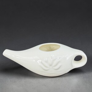 Himalayan Institute Ceramic Neti Pot White Lotus Varcho Veda Nasal Wash Sinus