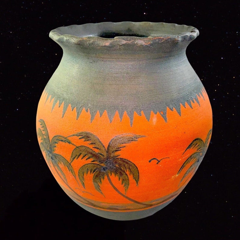 Jamaica Clay Pottery Folk Art Palm Tree Souvenir Round Vase Signed 6.5T