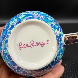Lilly Pulitzer Blue Floral Ceramic Coffee Mug Cup Oversized Gold Accent Tea Cup image 5