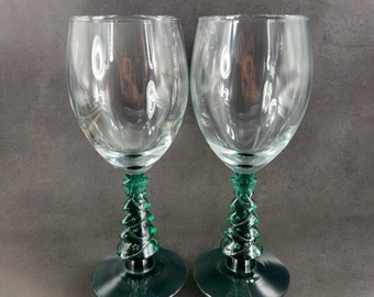 Libbey Green Christmas Tree Stem Water Goblet Wine Glass Crystal Cup Set Of 2