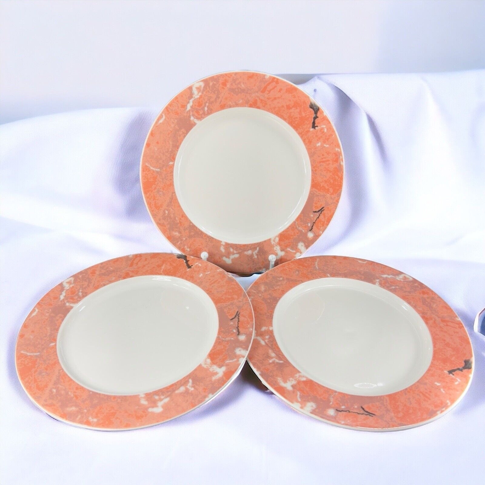 Villeroy & Boch Siena カップ&ソーサーとプレート 2セット A collection of Villeroy & Boch Siena pattern dinner and tea