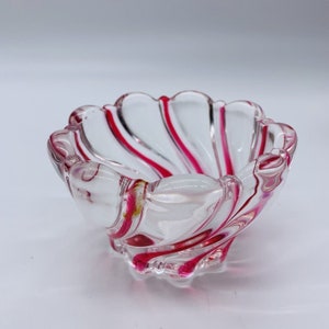 Vintage Art Glass Bowl Dish Trinket Bowl Pink Magenta Swirly Glass 4”W 2.5”T