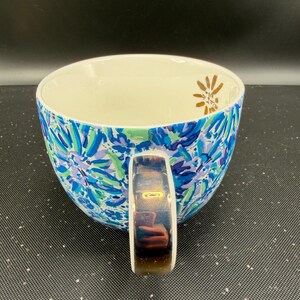Lilly Pulitzer Blue Floral Ceramic Coffee Mug Cup Oversized Gold Accent Tea Cup image 9