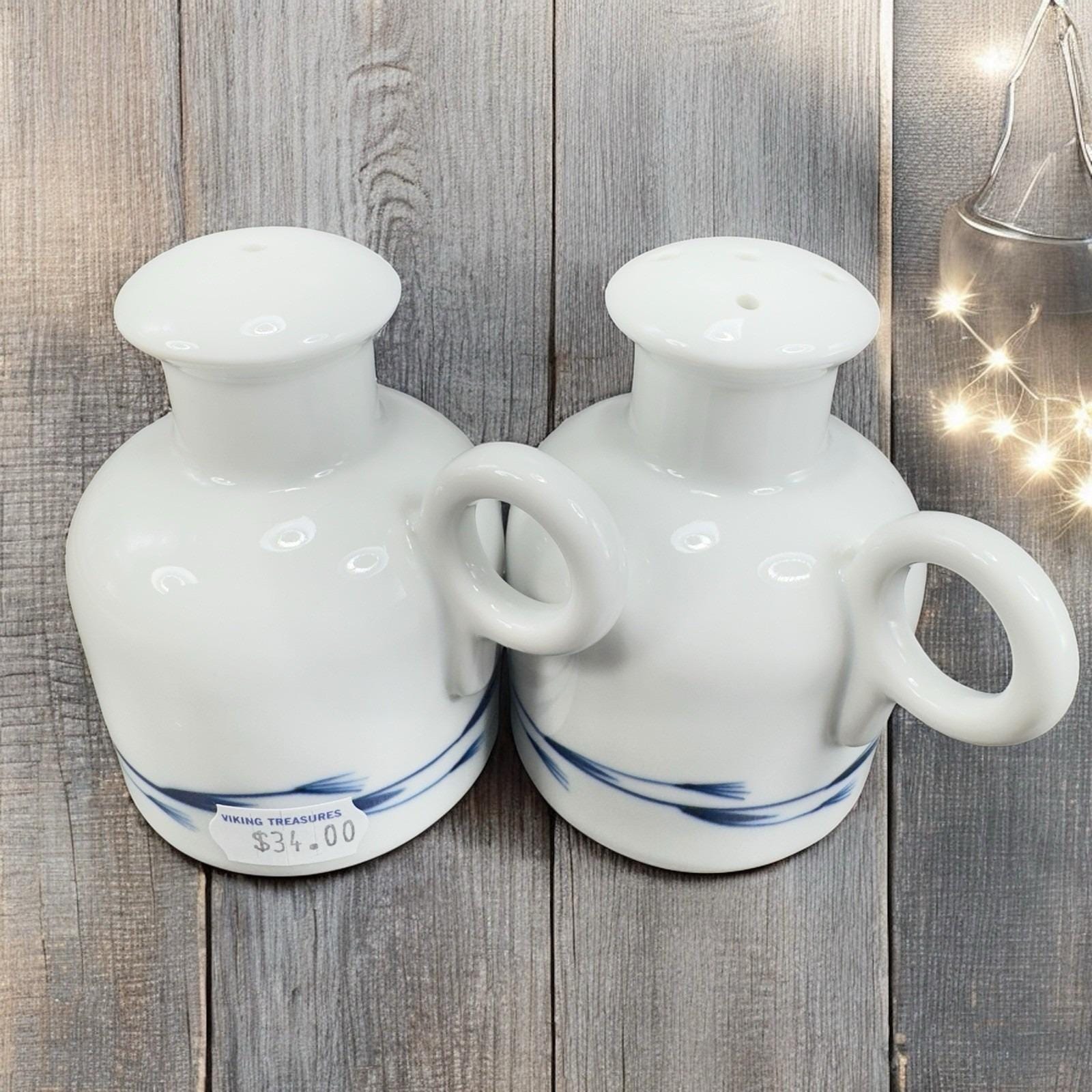 HKK　603040 ホワイトカラー Kari Trestakk of Norway by Cardinal Philippines Porcelain Salt and