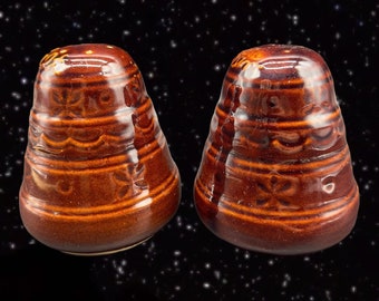 Ceramic Salt and Pepper Shaker Set 2 pcs Marcrest Stoneware Daisy & Dot 4”T
