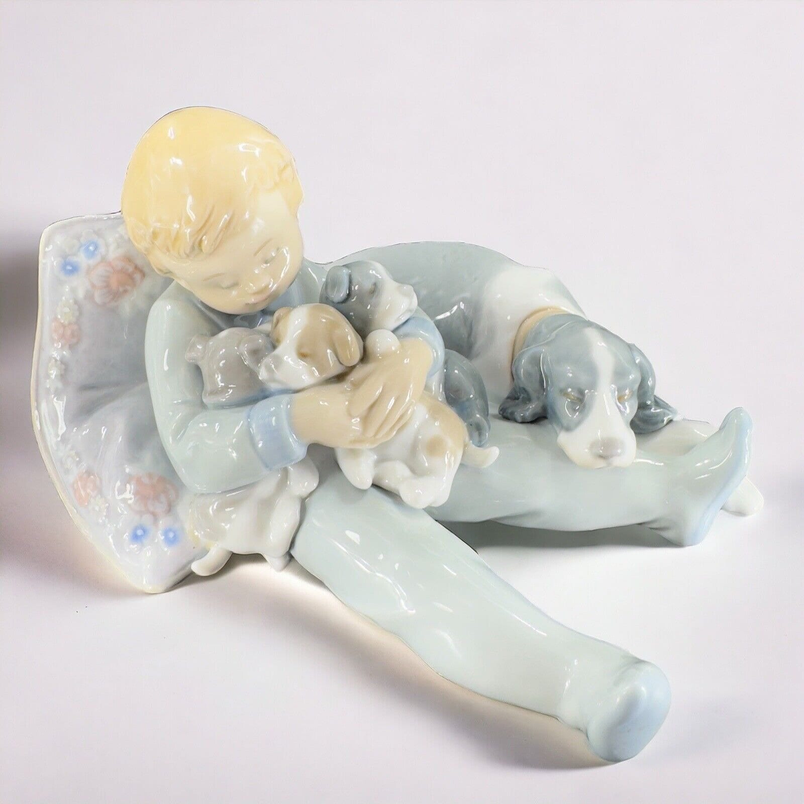 Lladro Sweet Dreams Boy Sleeping With Puppies Glossy Porcelain