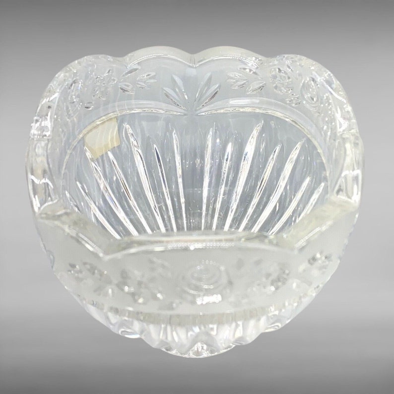 Vintage Oneida Crystal Southern Garden Roses Germany Heavy Candy Dish