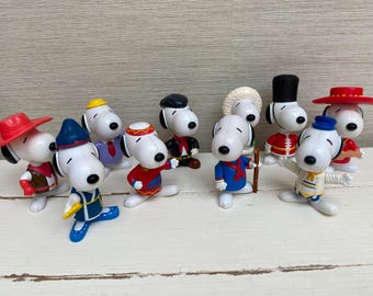 McDonalds Happy Meal Toy 1999 Snoopy World Tour Single Toys - Various Figures / Countries Sold Individually