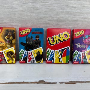 Jouet Happy Meal McDonald's Royaume-Uni 2024 UNO Jeux de cartes - Divers vendus à l'unité