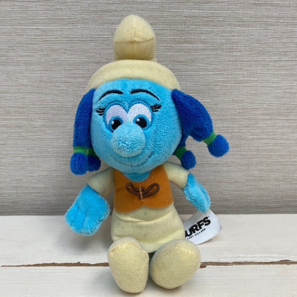 2016 Lady Smurf The Lost Village 9” Smurfette Plush Toy - Collectable