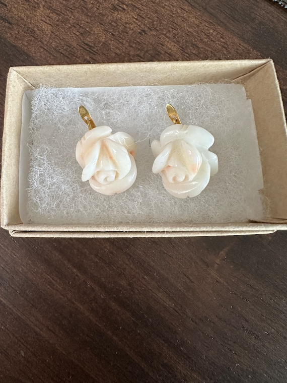 Vintage Carved Coral Rose Earrings 18k - image 2