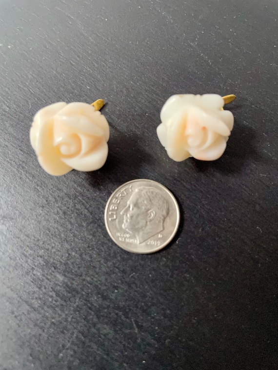 Vintage Carved Coral Rose Earrings 18k - image 5