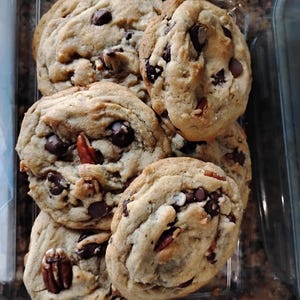 Bakery Style Bourbon Pecan Chocolate Chip Cookies  -shipping nationwide - free delivery in Las Vegas