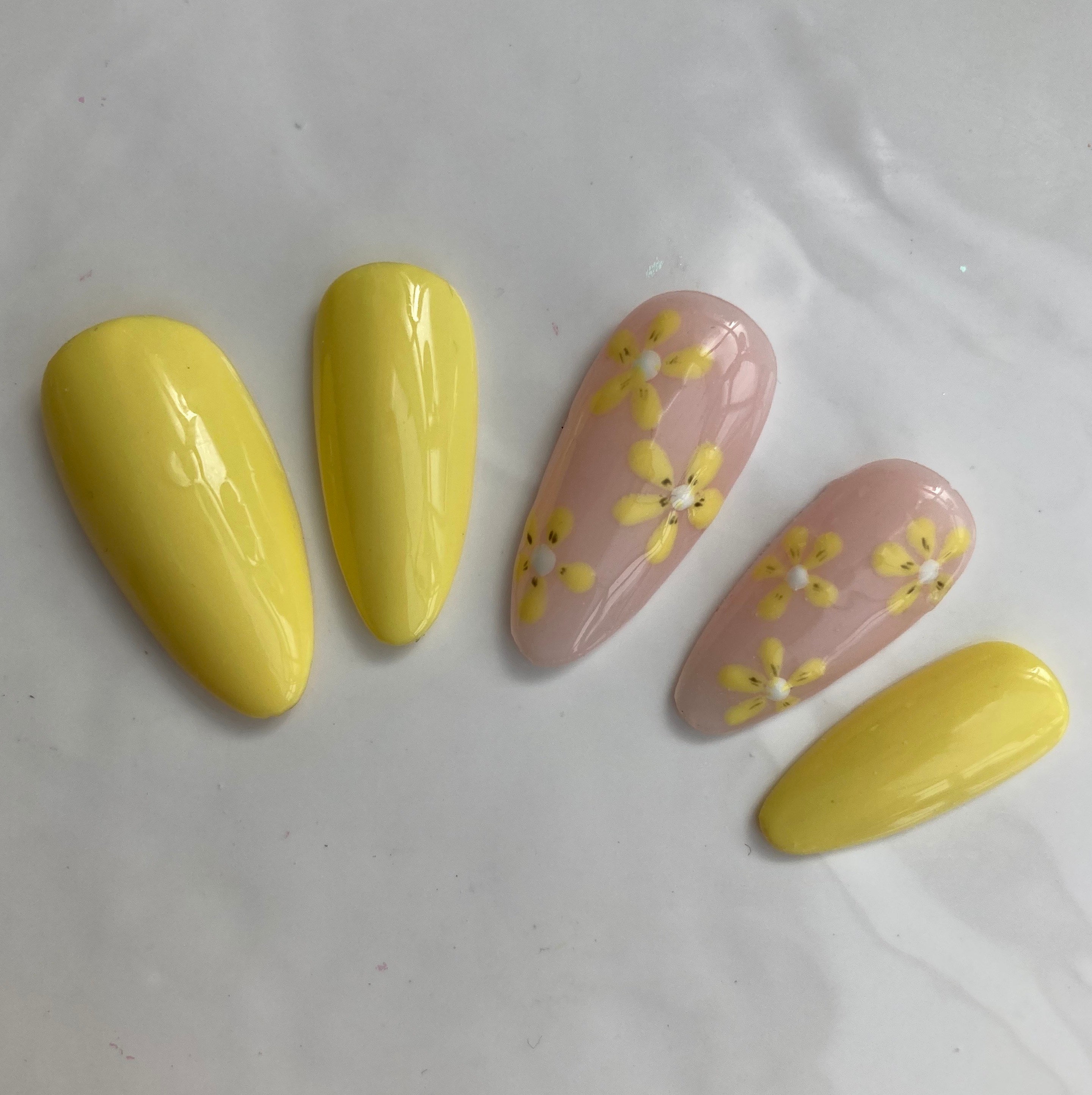 20 summer yellow flower press on nails false nails stick on | Etsy
