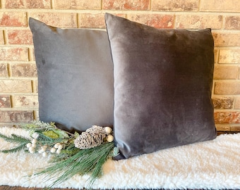 Cojín Decorativo Gris Suave