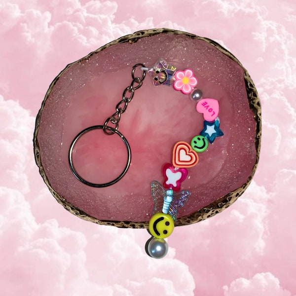 pretty mini keychain keyring y2k vibes 90s aesthetic colourful beaded jewellery custom weird funky charms