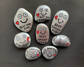 Father's Day Best Dad Ever gift, Hand-painted Best Daddy stones, Paperweight, Grave ornament, Silver face with heart. Varnished