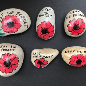 Poppy pebble, Remembrance stone, Lest We Forget Grave ornament, Paperweight, Royal British Legion donation, Hand-painted & varnished image 4