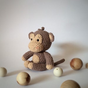 Crochet monkey pattern. Amigurumi monkey keychain pattern. PDF crochet doll. Crochet monkey pattern in English and Russian.