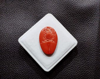 根付珊瑚キーストラップ 縁起物 別名赤珊瑚天然ビーズ（直径6～7mm、5