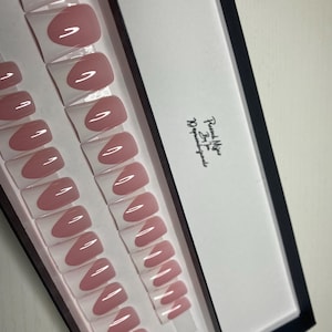 French Tip Nails | Duckies | Duck Nails | Frenchies | Pink French Tip