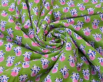 Tela de algodón con estampado floral verde - Material de costura impreso a mano